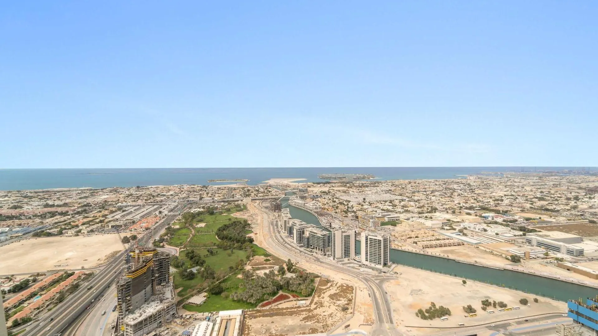 דירה דובאי Silkhaus Elite 2Br Near Safa Park In Aykon City